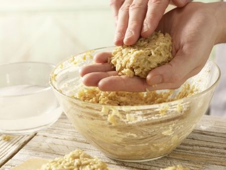Lauwarme Reisfrikadellen Zubereitung Schritt 6 Lauwarme Reisfrikadellen Zubereitung Schritt 6