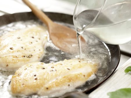 Lauwarmer Hähnchen-Nudel-Salat Zubereitung Schritt 6 Lauwarmer Hähnchen-Nudel-Salat Zubereitung Schritt 6