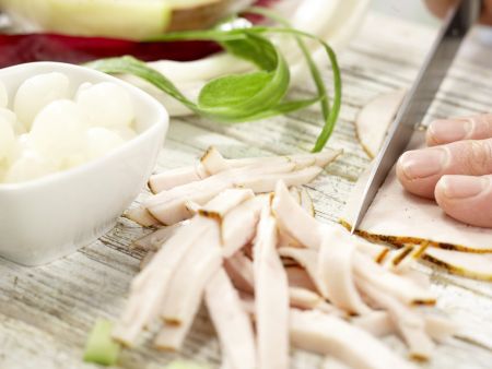 Leichter Geflügelsalat Zubereitung Schritt 3 Leichter Geflügelsalat Zubereitung Schritt 3