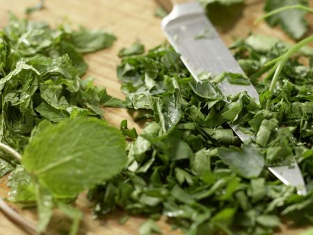 Libanesischer Rote-Bete-Salat Zubereitung Schritt 5 Libanesischer Rote-Bete-Salat Zubereitung Schritt 5