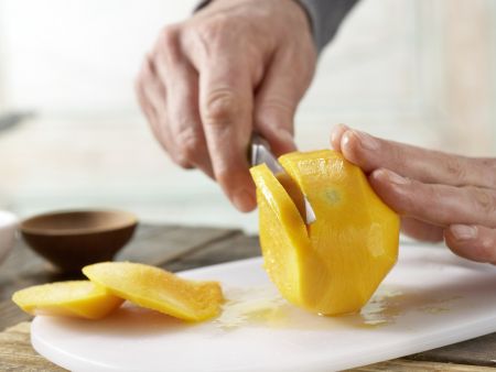 Mango-Lauch-Pasta Zubereitung Schritt 4 Mango-Lauch-Pasta Zubereitung Schritt 4
