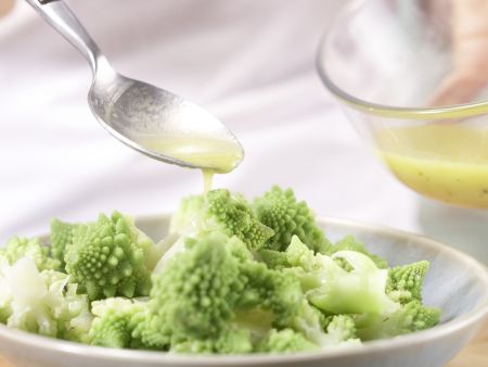 Marinierter Romanesco Zubereitung Schritt 3 Marinierter Romanesco Zubereitung Schritt 3