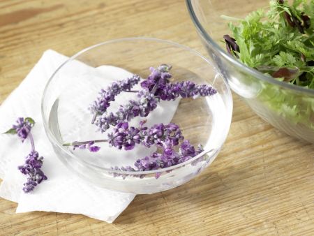 Mariniertes Rinderfilet auf Blattsalat Zubereitung Schritt 4 Mariniertes Rinderfilet auf Blattsalat Zubereitung Schritt 4