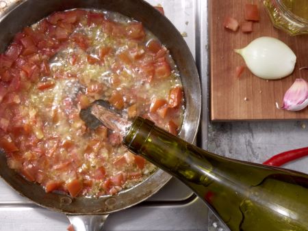 Mediterrane Garnelenpfanne Zubereitung Schritt 3 Mediterrane Garnelenpfanne Zubereitung Schritt 3