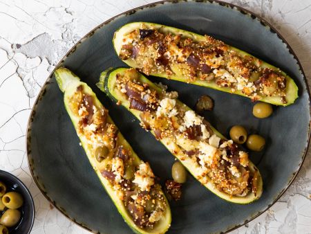 Mediterrane Zucchini-Boote