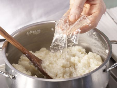Milchreis-Sushi Kokostraum Zubereitung Schritt 5 Milchreis-Sushi Kokostraum Zubereitung Schritt 5