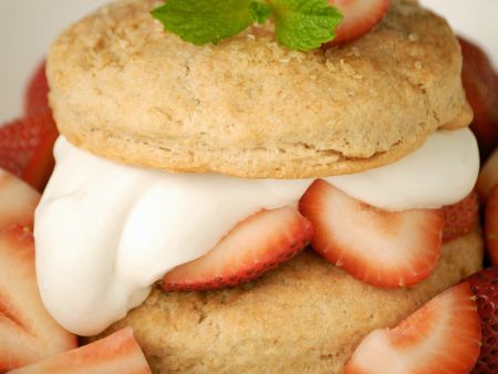 Mini-Erdbeerkuchen Rezept