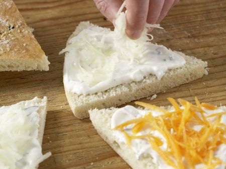 Mini-Frikadellen im Fladenbrot Zubereitung Schritt 8 Mini-Frikadellen im Fladenbrot Zubereitung Schritt 8