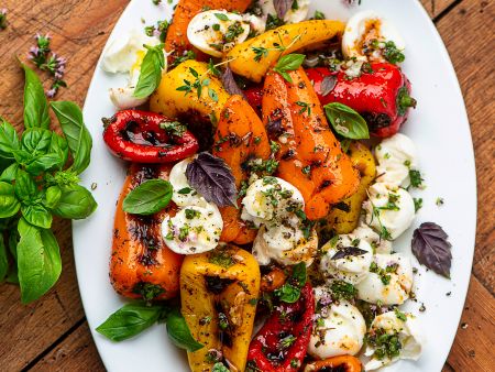 Minipaprika mit Burrata