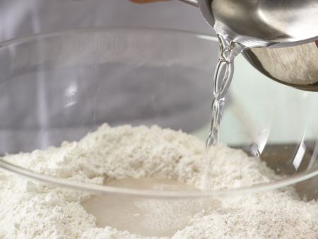 Minipizzen mit Paprikagemüse Zubereitung Schritt 2 Minipizzen mit Paprikagemüse Zubereitung Schritt 2