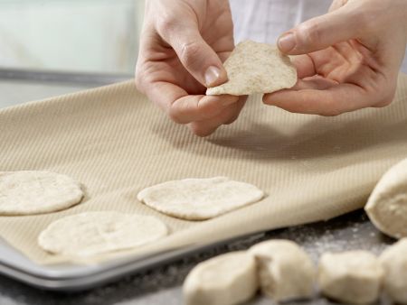 Minipizzen mit Paprikagemüse Zubereitung Schritt 8 Minipizzen mit Paprikagemüse Zubereitung Schritt 8