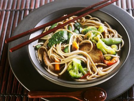 Miso-Suppe mit Fleisch