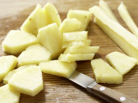 Möhren-Ananas-Salat Zubereitung Schritt 2 Möhren-Ananas-Salat Zubereitung Schritt 2