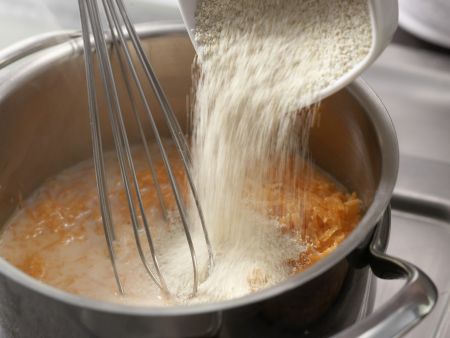Möhren-Dinkel-Brei Zubereitung Schritt 2 Möhren-Dinkel-Brei Zubereitung Schritt 2