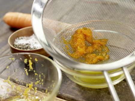 Möhren-Ingwer-Suppe Zubereitung Schritt 9 Möhren-Ingwer-Suppe Zubereitung Schritt 9