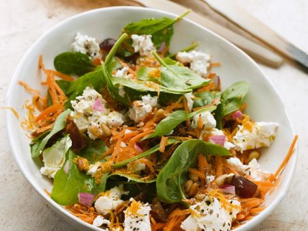 Möhrensalat mit Feta