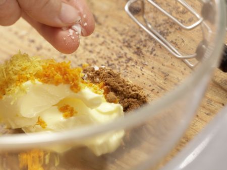 Mohnknödel nach Eckart Witzigmann Zubereitung Schritt 6 Mohnknödel nach Eckart Witzigmann Zubereitung Schritt 6