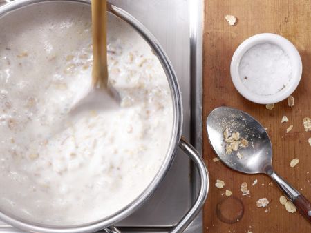 Multikorn-Porridge Zubereitung Schritt 2 Multikorn-Porridge Zubereitung Schritt 2