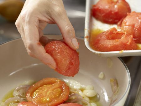 Muschelnudeln in Tomatensauce Zubereitung Schritt 5 Muschelnudeln in Tomatensauce Zubereitung Schritt 5