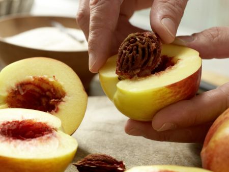 Nektarinen-Marmelade Zubereitung Schritt 1 Nektarinen-Marmelade Zubereitung Schritt 1
