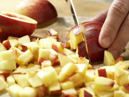 Nektarinen-Marmelade Zubereitung Schritt 2 Nektarinen-Marmelade Zubereitung Schritt 2