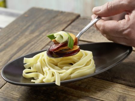 Nudelnester Zubereitung Schritt 6 Nudelnester Zubereitung Schritt 6