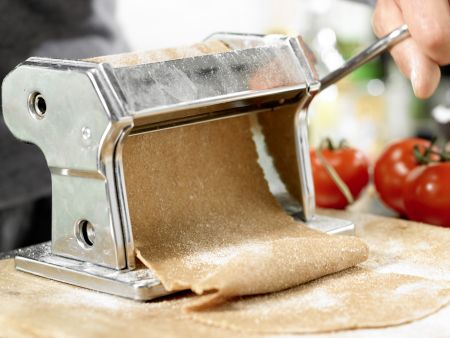 Nudeltaschen mit Hähnchenfüllung Zubereitung Schritt 6 Nudeltaschen mit Hähnchenfüllung Zubereitung Schritt 6