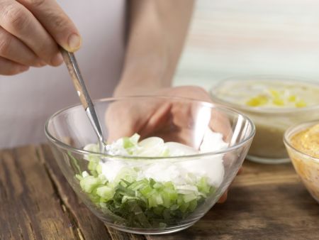 Ofenkartoffeln mit bunten Dips Zubereitung Schritt 10 Ofenkartoffeln mit bunten Dips Zubereitung Schritt 10