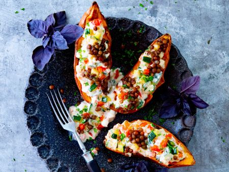Ofensüßkartoffeln mit Quark und Linsengemüse