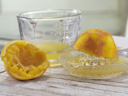 Orangen-Joghurt-Creme Zubereitung Schritt 1 Orangen-Joghurt-Creme Zubereitung Schritt 1