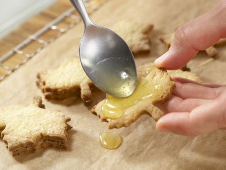 Orangenblätter, Nugatstreifen und Kokosringe Zubereitung Schritt 5 Orangenblätter, Nugatstreifen und Kokosringe Zubereitung Schritt 5