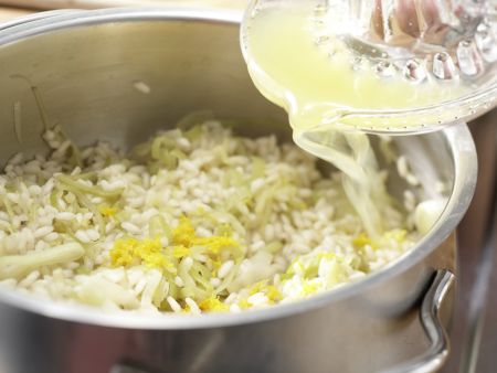 Orangenlachs mit Lauch-Risotto Zubereitung Schritt 8 Orangenlachs mit Lauch-Risotto Zubereitung Schritt 8