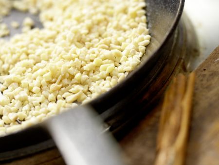 Orientalischer Gewürz-Couscous Zubereitung Schritt 1 Orientalischer Gewürz-Couscous Zubereitung Schritt 1