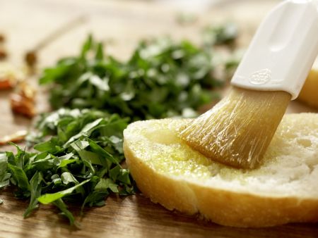 Orientalisches Auberginenpüree auf Fladenbrot Zubereitung Schritt 3 Orientalisches Auberginenpüree auf Fladenbrot Zubereitung Schritt 3