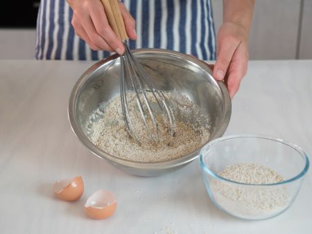 Pancakes mit Granatapfel-Birnen-Kompott Zubereitung Schritt 3 Pancakes mit Granatapfel-Birnen-Kompott Zubereitung Schritt 3