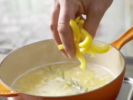 Paprika-Polenta-Suppe Zubereitung Schritt 2 Paprika-Polenta-Suppe Zubereitung Schritt 2