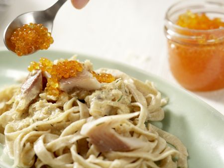 Pasta mit geräucherter Forelle Zubereitung Schritt 8 Pasta mit geräucherter Forelle Zubereitung Schritt 8