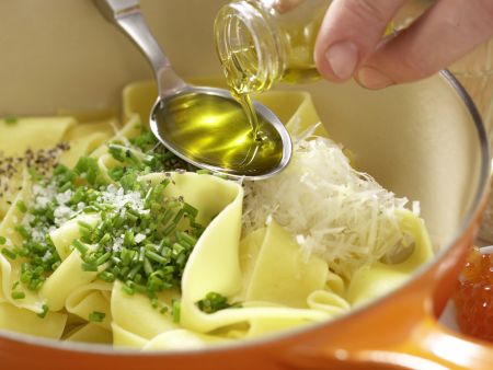 Pasta mit pochiertem Ei Zubereitung Schritt 5 Pasta mit pochiertem Ei Zubereitung Schritt 5