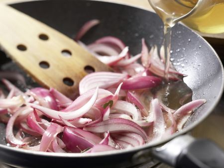 Pasta mit roter Zwiebelsauce Zubereitung Schritt 6 Pasta mit roter Zwiebelsauce Zubereitung Schritt 6