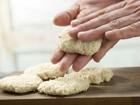 Pastinakenpuffer mit Dip Zubereitung Schritt 7 Pastinakenpuffer mit Dip Zubereitung Schritt 7