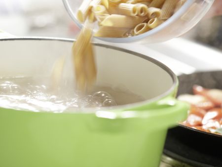 Penne mit Chili-Ricotta Zubereitung Schritt 6 Penne mit Chili-Ricotta Zubereitung Schritt 6