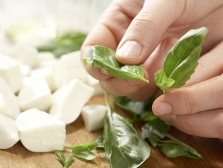 Pesto-Nudelsalat Zubereitung Schritt 8 Pesto-Nudelsalat Zubereitung Schritt 8