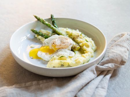 Petersilien-Kartoffel-Püree mit gebratenem Spargel Rezept
