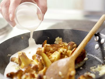 Pfifferlingspfanne Zubereitung Schritt 6 Pfifferlingspfanne Zubereitung Schritt 6