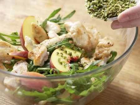 Pfirsich-Rucola-Salat Zubereitung Schritt 8 Pfirsich-Rucola-Salat Zubereitung Schritt 8