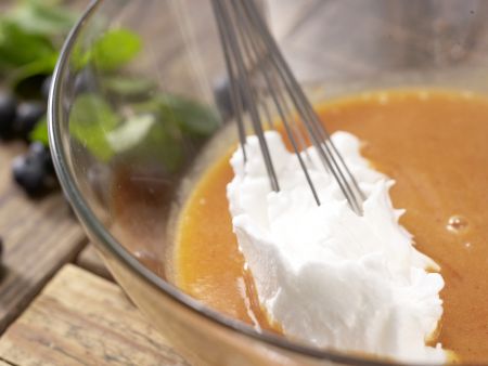 Pfirsich-Sorbet Zubereitung Schritt 5 Pfirsich-Sorbet Zubereitung Schritt 5