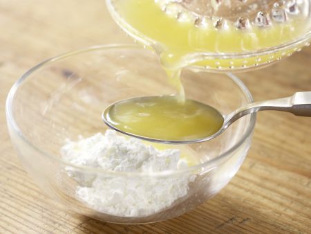 Pflaumenknödel mit Orangensauce Zubereitung Schritt 4 Pflaumenknödel mit Orangensauce Zubereitung Schritt 4