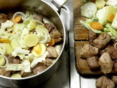 Pichelsteiner Eintopf – smarter Zubereitung Schritt 7 Pichelsteiner Eintopf – smarter Zubereitung Schritt 7