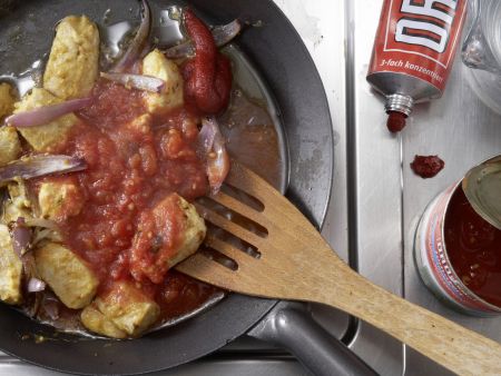 Pikantes Hähnchen-Curry Zubereitung Schritt 4 Pikantes Hähnchen-Curry Zubereitung Schritt 4
