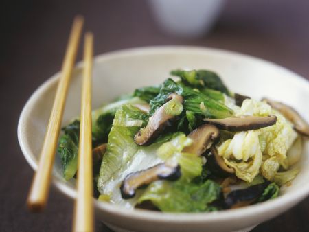 Pilze und Gemüse aus dem Wok Rezept